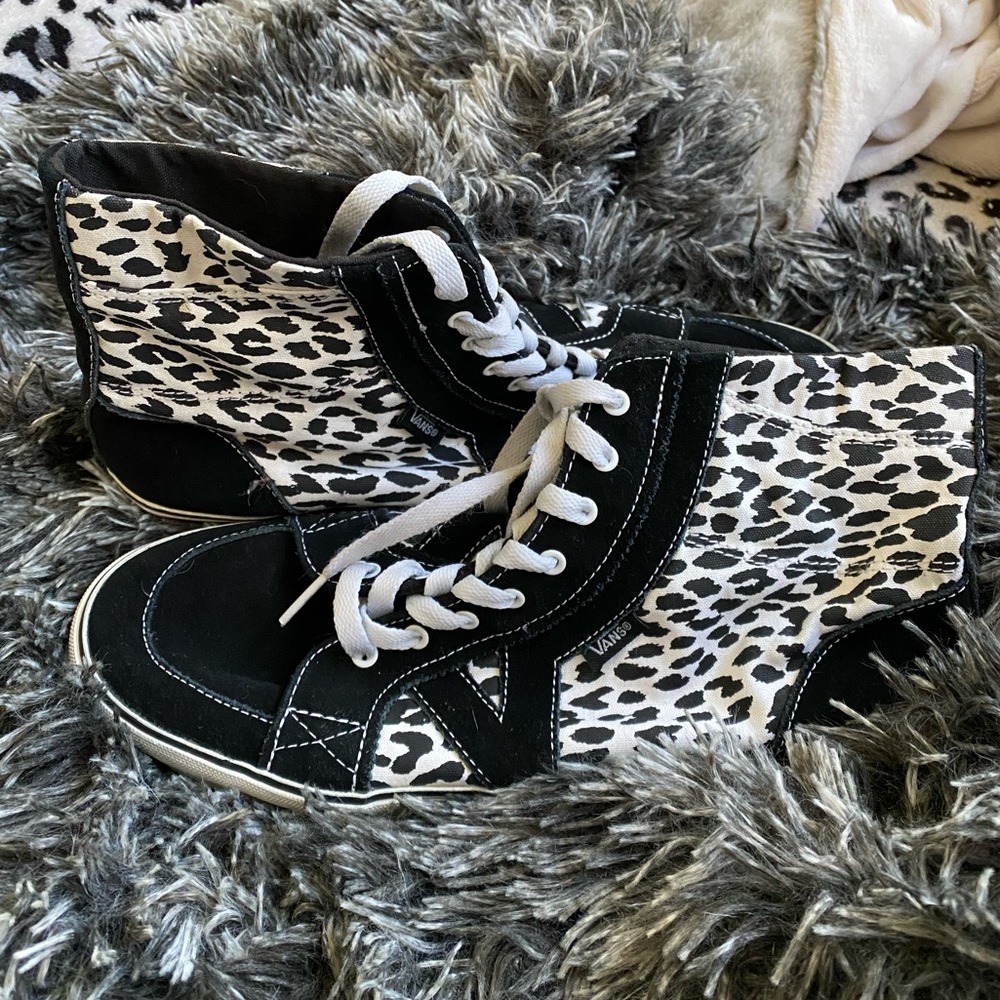 Limited Edition Vans Leopard Print Suede/Canvas High-tops M9/W10.5